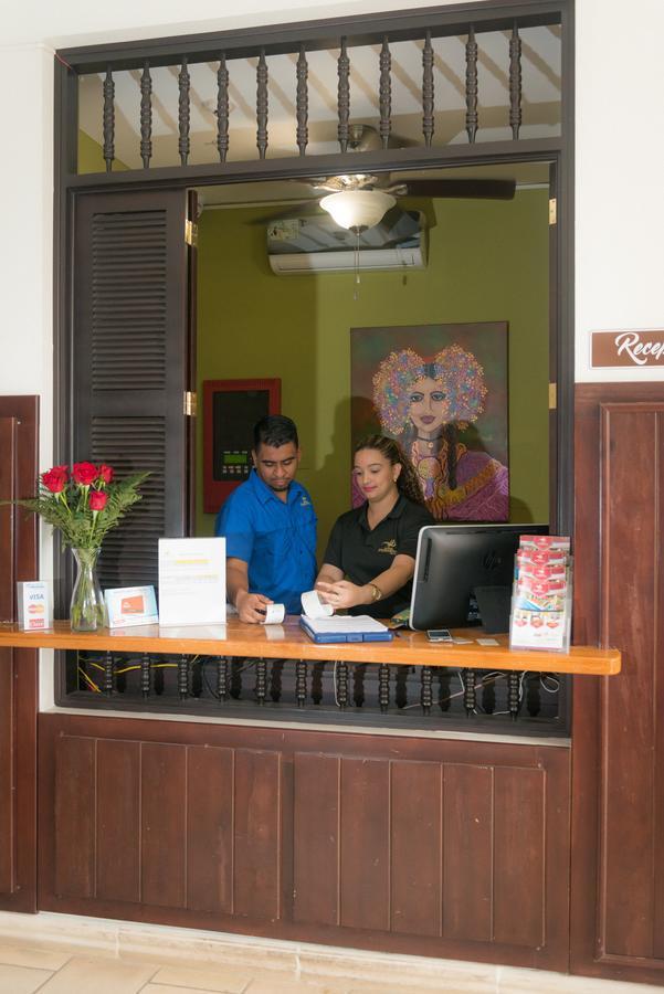Hotel Presidente Las Tablas Exterior foto